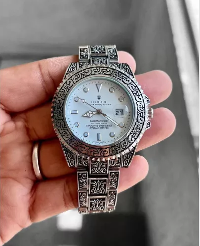 Picture of Stainless Steel Watch Gold Chain For Men Stylish Watch For Men