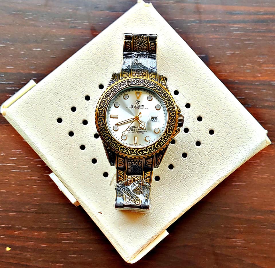 Picture of Stainless Steel Watch Gold Chain For Men Stylish Watch For Men