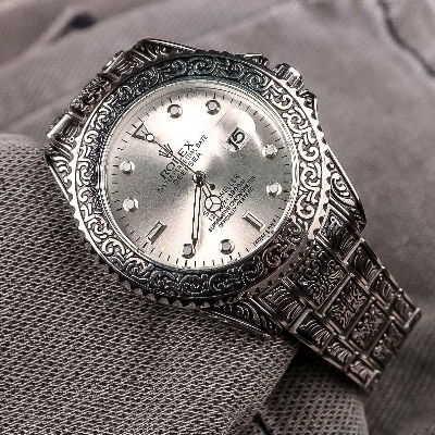 Picture of Stainless Steel Watch Gold Chain For Men Stylish Watch For Men