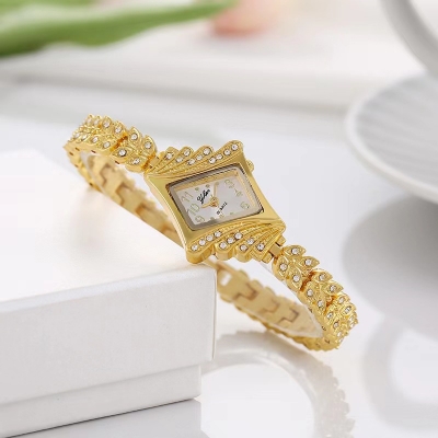 Picture of Hot bracelet watch Diamond- luxury women's watch- women's steel belt quartz watch- fashionble Women watch - Watch For women