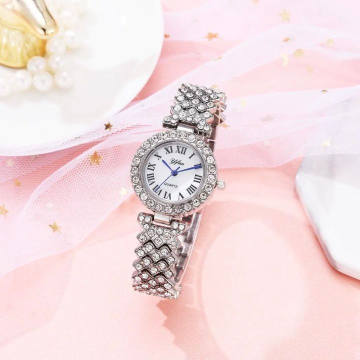 Picture of New Fashion Luxury Diamond Round dial Quartz Women's Watch - Watch For Women - Stainless steel Watch For Women - Watch