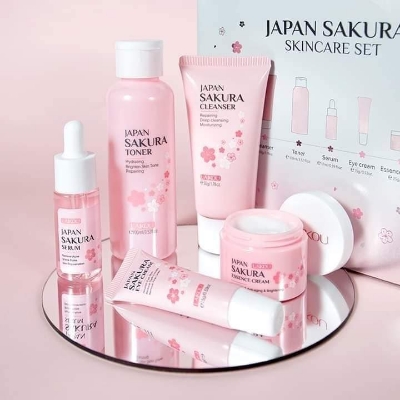 Picture of Laikou Japan Sakura Skincare face pack Set - 207 gm