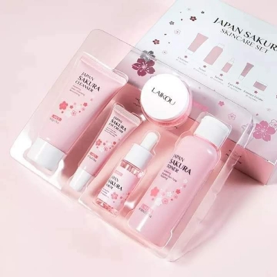 Picture of Laikou Japan Sakura Skincare face pack Set - 207 gm