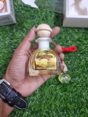 Picture of Spanish Essencial Oil Diffuser Set / Lemon Car Dashboard Perfume/ Car Air Freshener