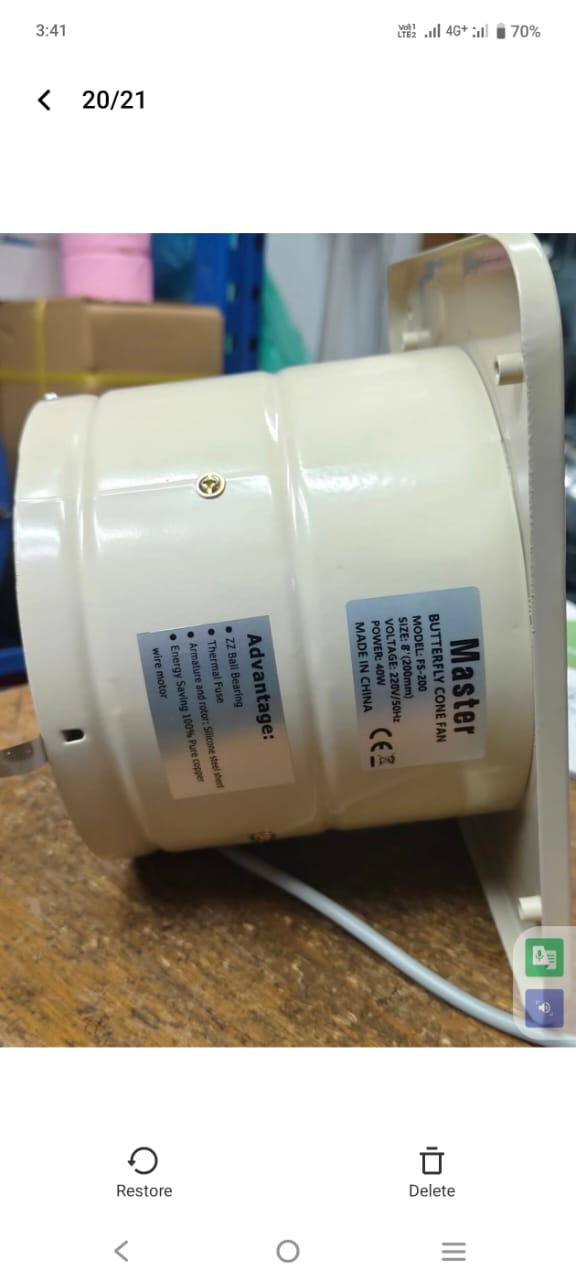 Picture of Metal Exhaust Fan with Shutter.