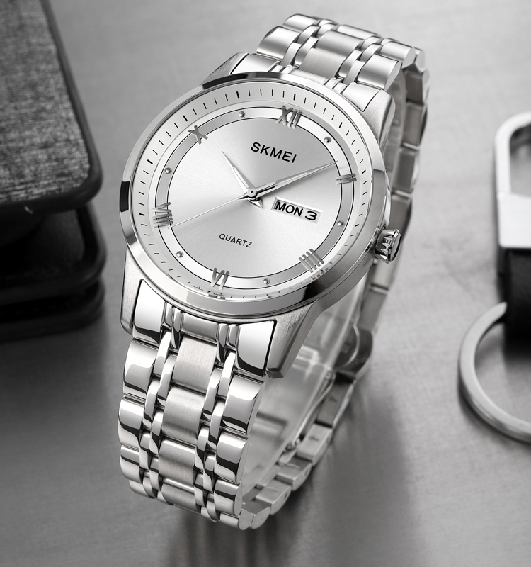 Picture of SKMEI 1870 Silver Stainless Steel Analog Watch For Men - White & Silver