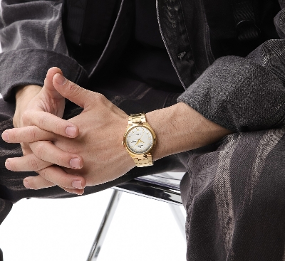 Picture of NAVIFORCE NF8030G Golden Stainless Steel Analog Watch For Men - White & Golden