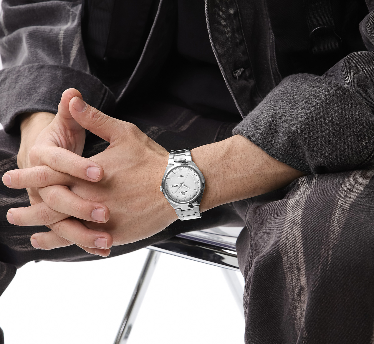 Picture of NAVIFORCE NF8030 Silver Stainless Steel Analog Watch For Men - White & Silver