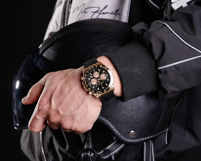 Picture of NAVIFORCE NF8054 Sleek Racing Charismatic Metallic Luminous Hands Timepiece For Style and Durability Wrist Watch