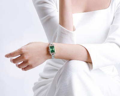 Picture of NAVIFORCE NF5043F Women’s Square Dial Watch Waterproof Steel Strap Quartz Chronograph Retro and Versatile Fashion Watch