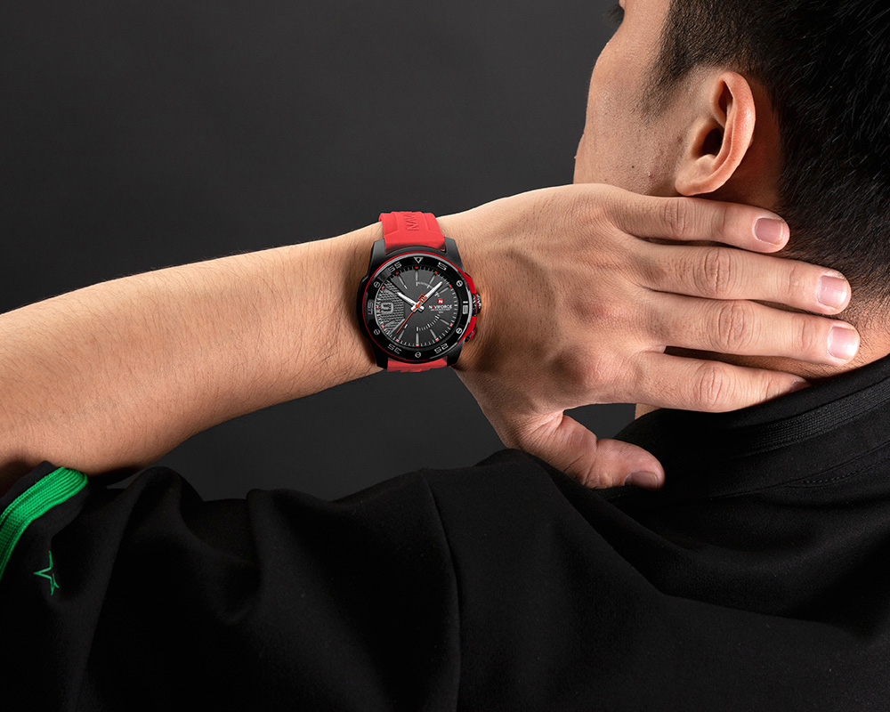 Picture of NAVIFORCE NF7112 5ATM Waterproof Men’s Watch with Japanese Quartz Movement and Night-Luminous Silicone Strap