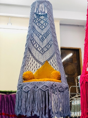 Buy 30 Inch Bou Dolna  online shop bangladeshothoba.com