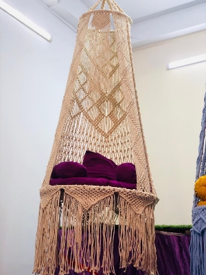 Buy 30 Inch Bou Dolna online shop bangladeshothoba.com