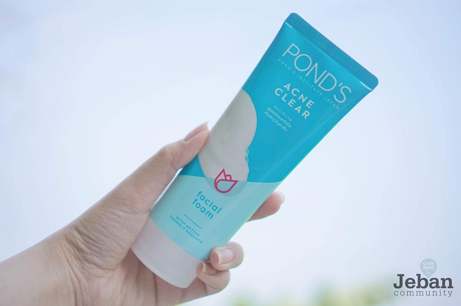 Picture of Int Indonesian product POND,S ACNE SOLUTION face wash used for male/female -100 gm