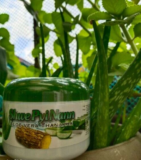 Picture of Shwe Pyi Nann Natural Whitening Thanakha Powder + Aloe vera -140g -Myanmar Product