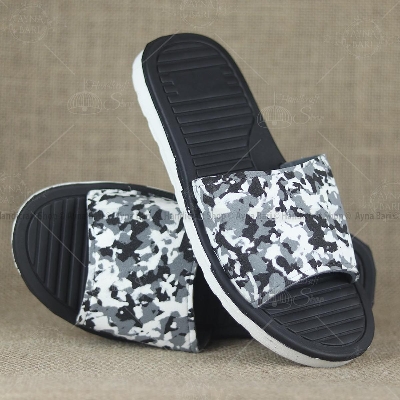 Picture of New Collection Slides Super Soft and light weight Anti-slip Bath Sandals Massage slipper Shoe for Man Slides for Man Handicraft Shop