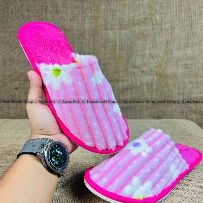 Picture of Room Slipper texture  Design House slipper Wool room slipper for Man and women winter shoe slipper