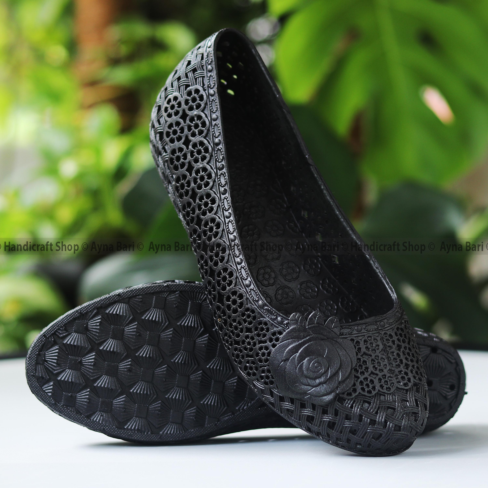 Picture of Women's Black Wedged Sandal Peep Toe Casual Summer Roman Style High Heel Comfortable Breathable Soft PU Leather