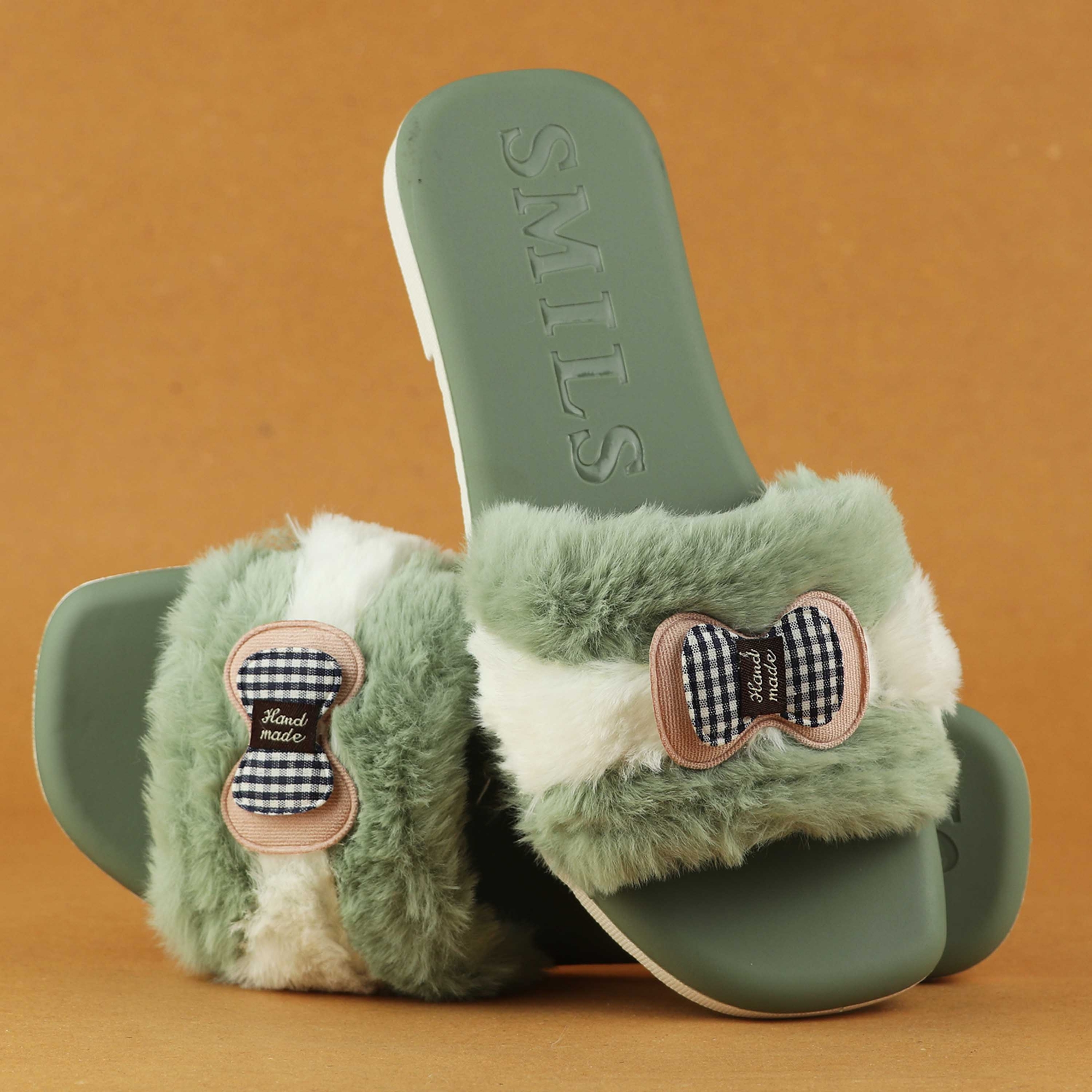 Picture of Flat Slipper for girls New collection Winter slipper for women Room Slipper house slipper wool slipper