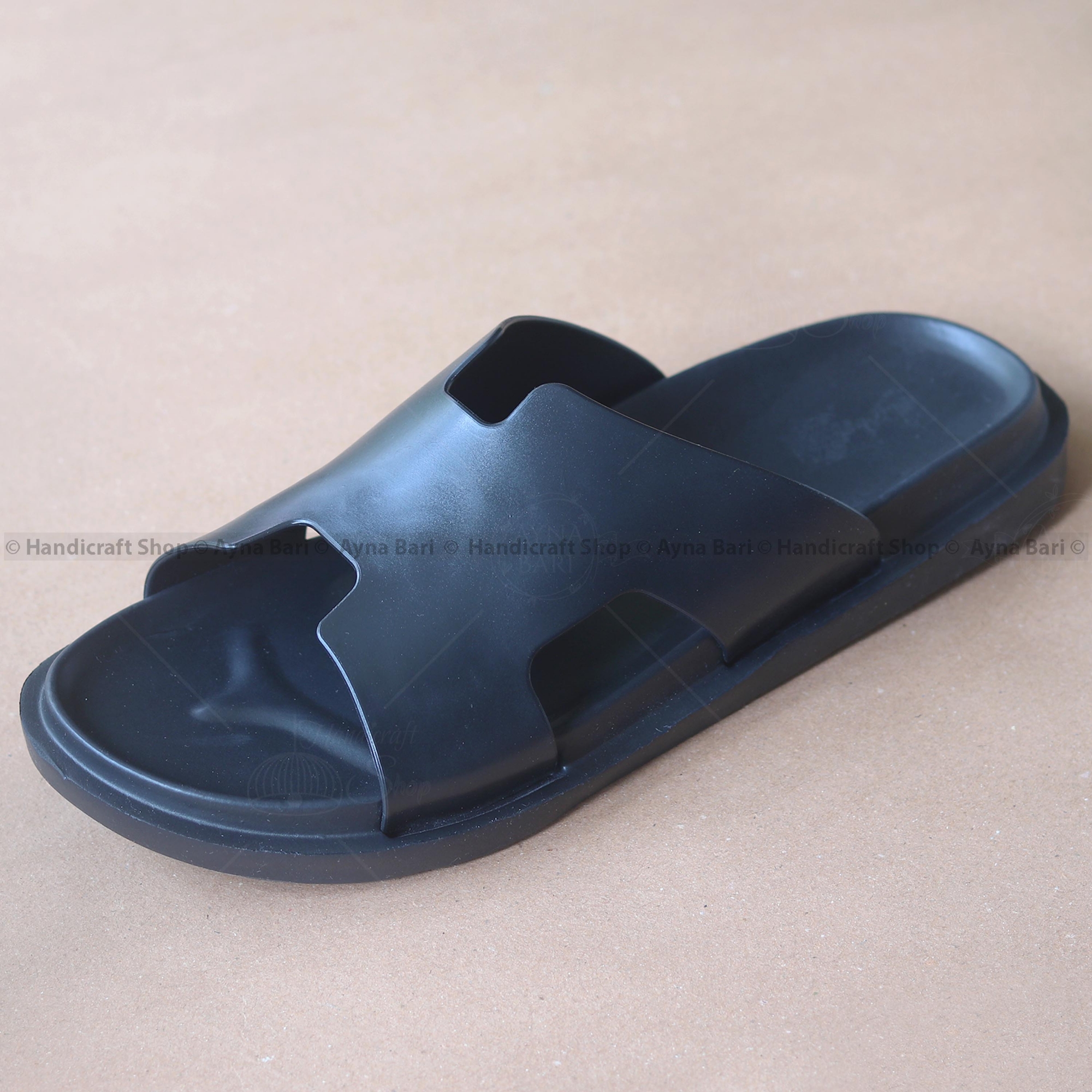 Picture of Gladiator Sandals for Men Casual Beach Sandals B- 962 comfortable shoe Light weight Outdoor shoes Flip Flops Non-Slip Shoe for man Air Shoes Crosse belt sandal