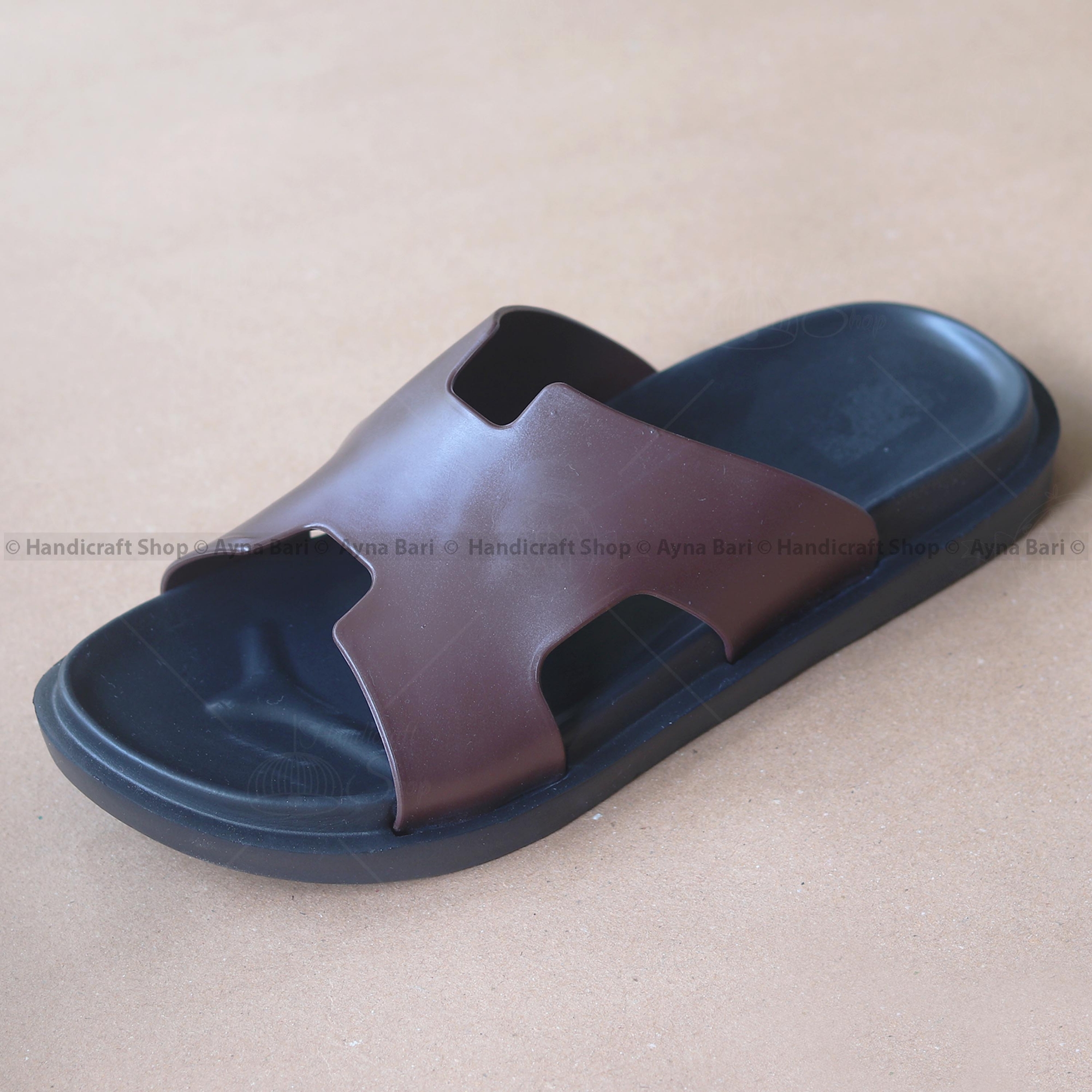 Picture of Gladiator Sandals for Men Casual Beach Sandals B- 962 comfortable shoe Light weight Outdoor shoes Flip Flops Non-Slip Shoe for man Air Shoes Crosse belt sandal