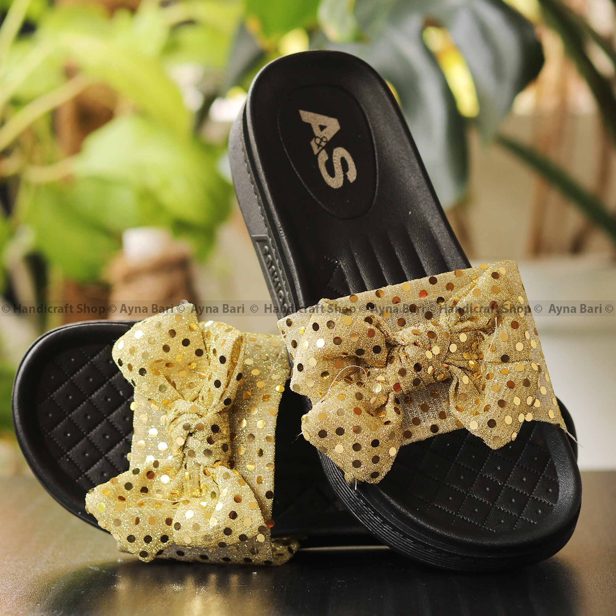 Picture of Flat Slipper for girls New collection Winter slipper for women Room Slipper house slipper wool slipper