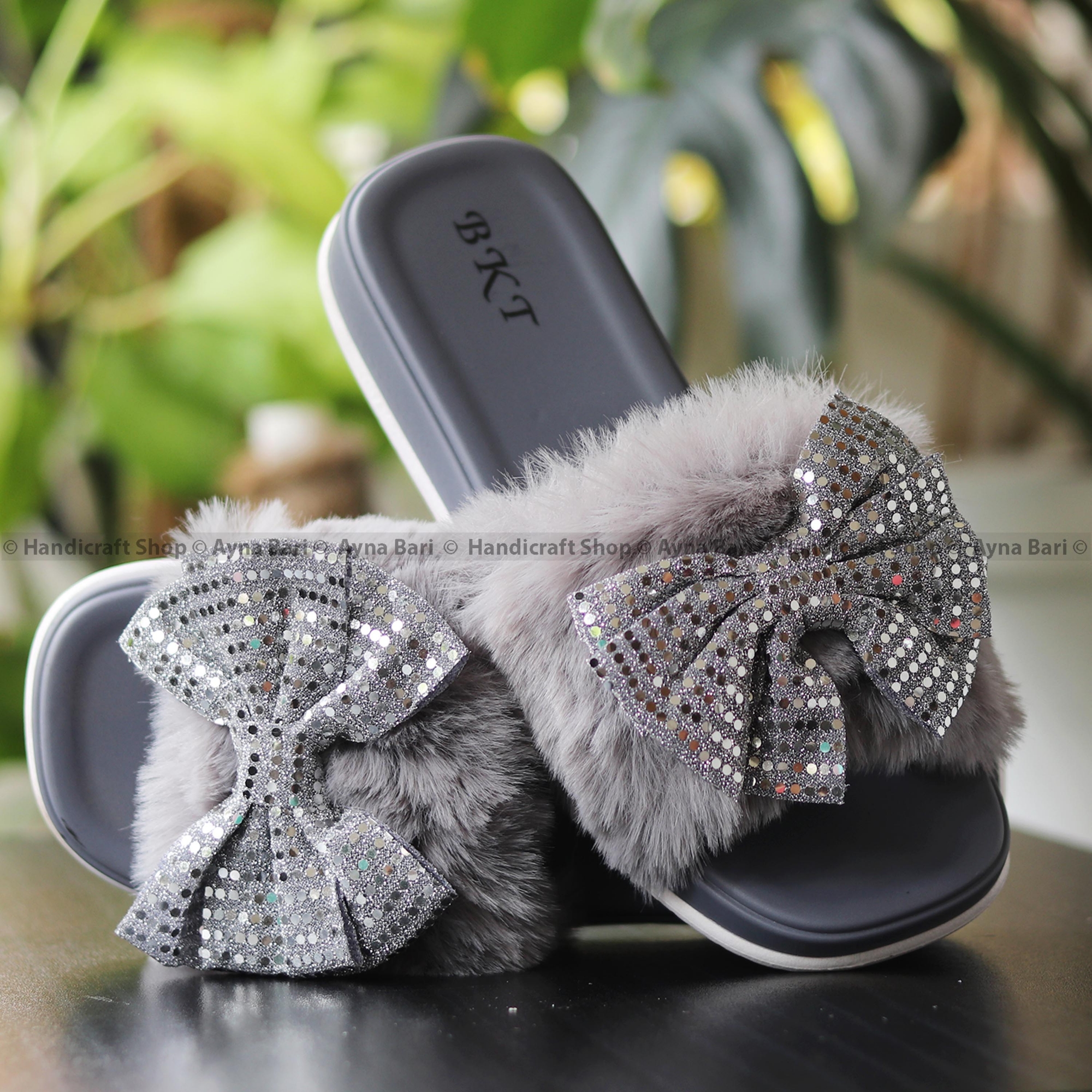 Picture of Flat Slipper for girls New collection Winter slipper for women Room Slipper house slipper wool slipper
