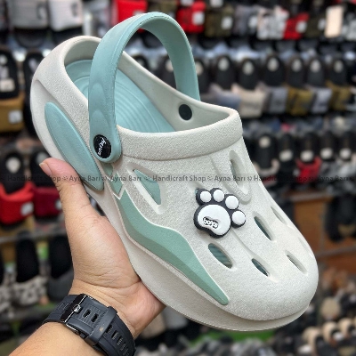 Picture of Crocs Shoe for Boys and Girls Comfortable Summer Sandal Shoe Beach sandal Premium Quality imported