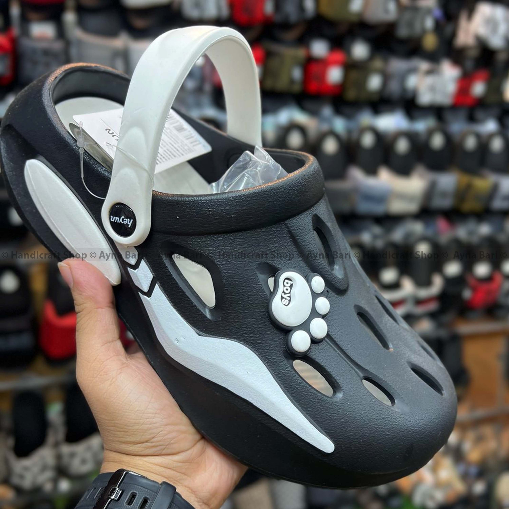 Picture of Crocs Shoe for Boys and Girls Comfortable Summer Sandal Shoe Beach sandal Premium Quality imported