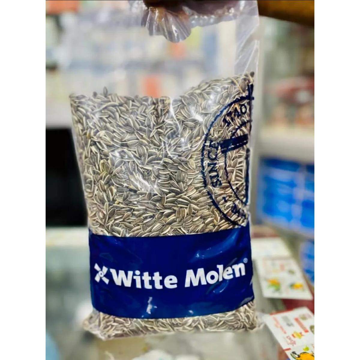 Picture of Natural Organic Sunflower Seeds  for Cockatiel/Parrot/Macao/Love Bird Food 1Kg