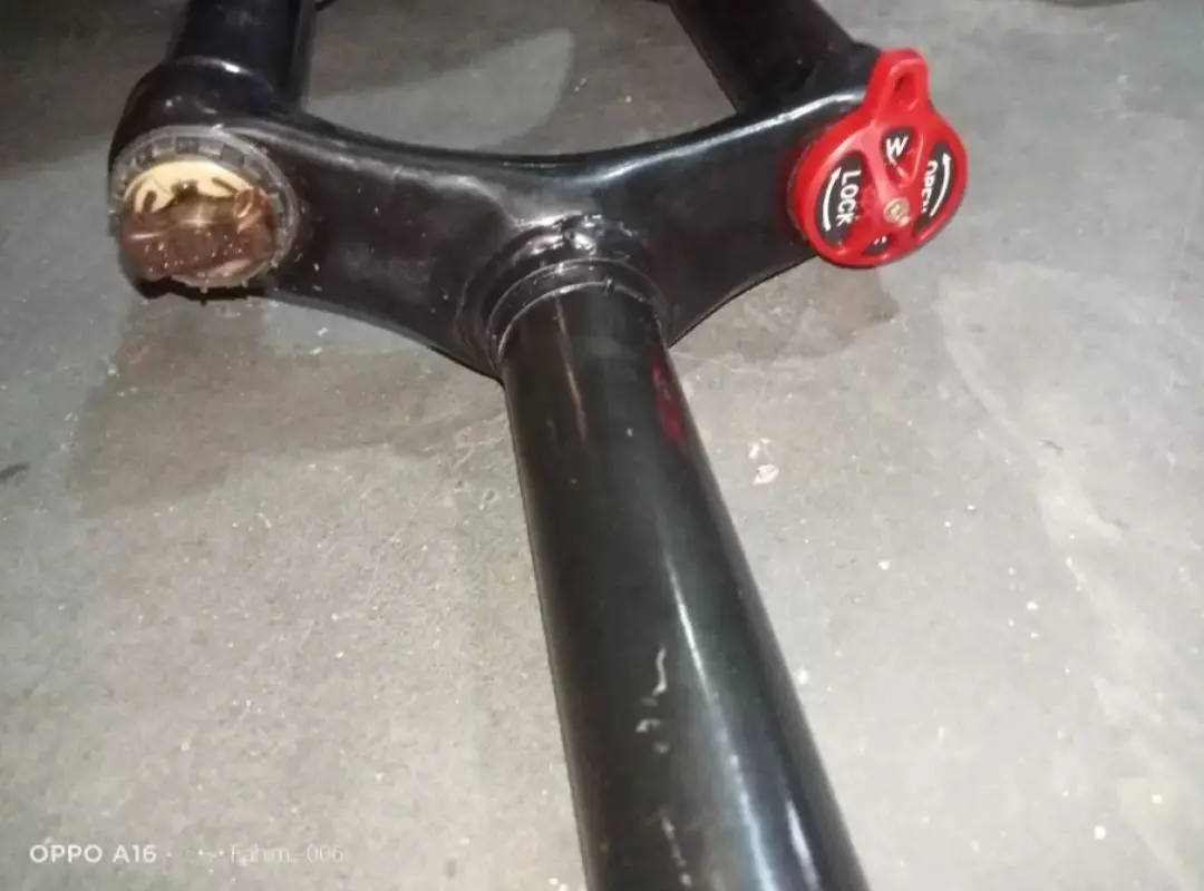 Picture of Aluminium Alloy Mountain Bike Bicycle Fork Suspension Fork - Durable Fork For Smooth And Stable Riding Experience