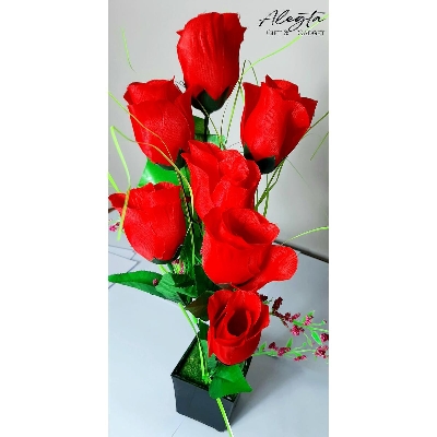 Picture of Red Roses Artificial Flowers for Home,wedding,outdoor flower bed, mall, landscape selection, various activities.