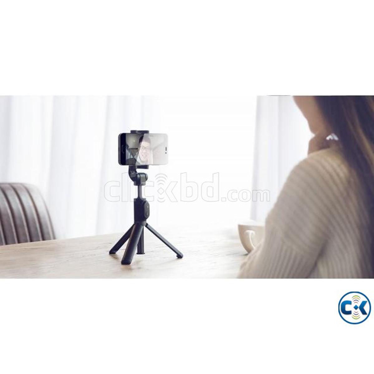 Picture of SELFIE STICK TRIPOD WIRELESS BLUETOOTH CONTROL