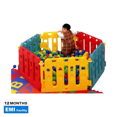 Picture of Play yard + Lucky Baby Safety gates play panel set Visit