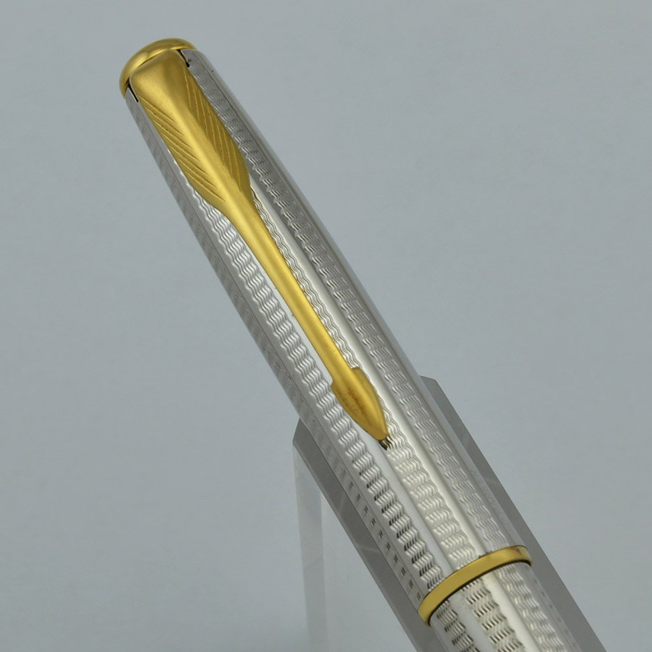 Picture of Parker Sonnet Fountain Pen (1993) - Cascade Silver GT, C/C, Medium Nib (Near Mint, Works Well)