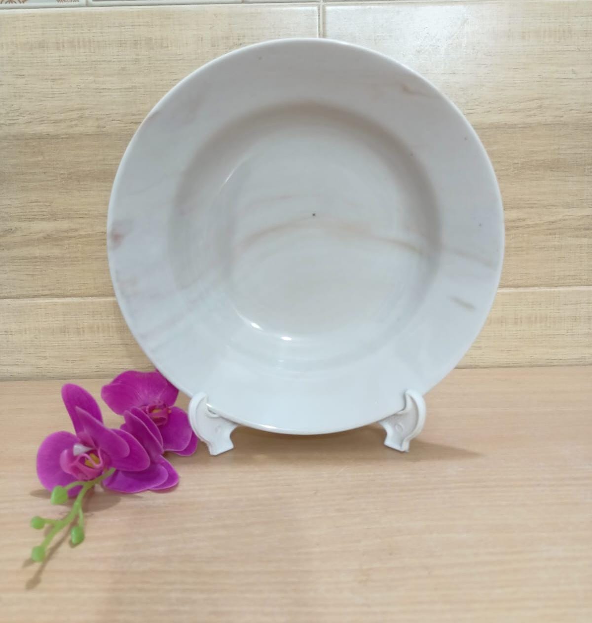 Picture of 9 inchi deep rice plate ceramic