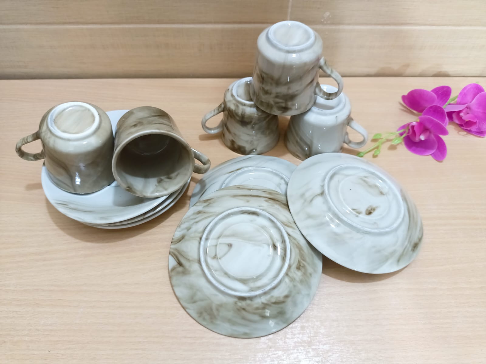 Picture of ceramic cup with saucer