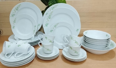 Picture of 32 picec ceramic  dinner set