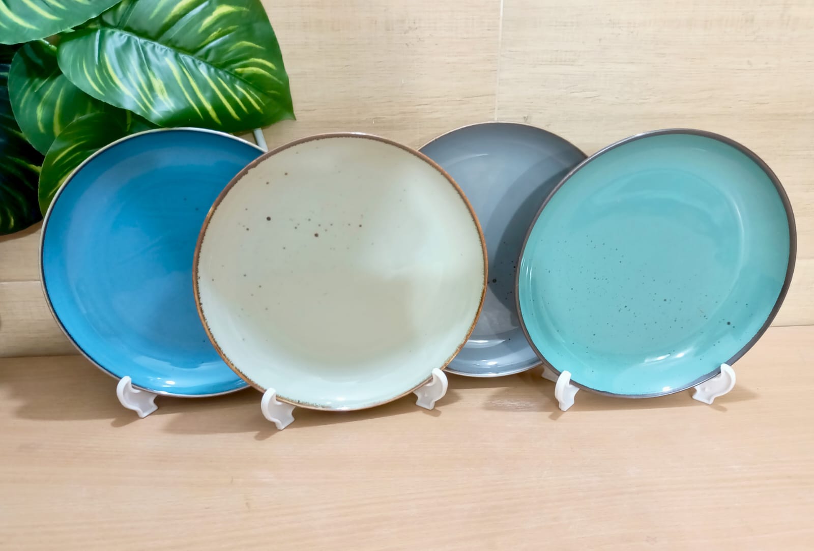 Picture of ceramics plate fruits snack dessert serving plate 9 inch deep plate