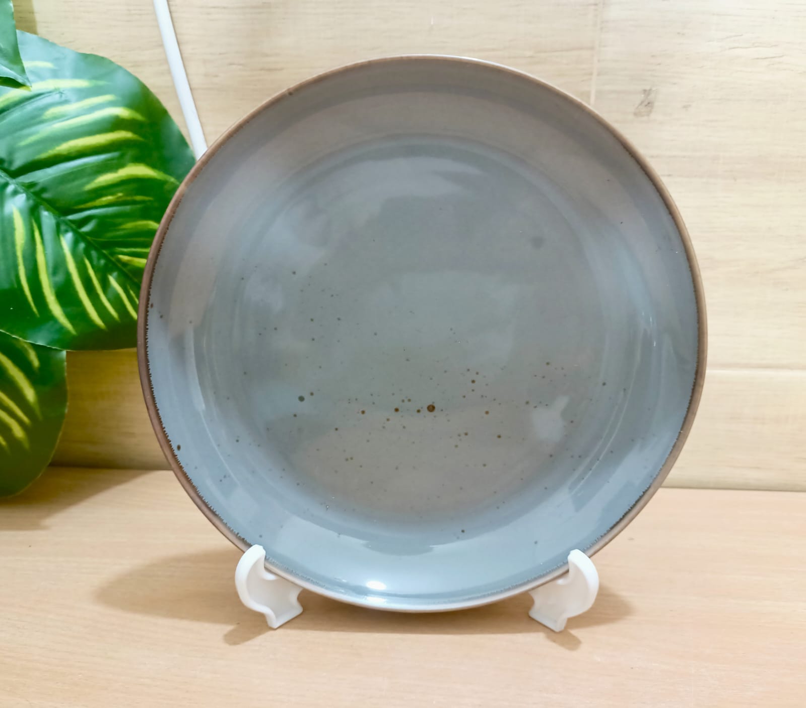 Picture of ceramics plate fruits snack dessert serving plate 9 inch deep plate