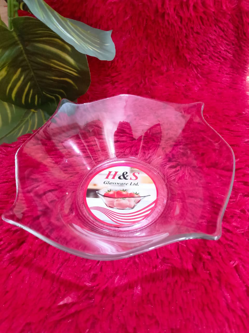 Picture of glass sarving bowl \H&S