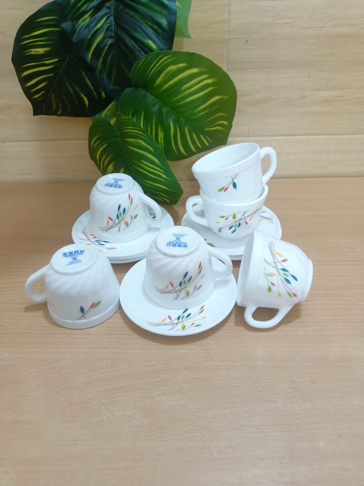 Picture of 36 pieces opal dinner set