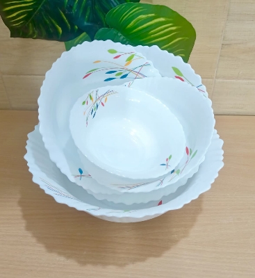 Picture of 36 pieces opal dinner set