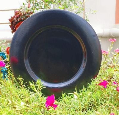 Picture of 11 inch black dinner plate
