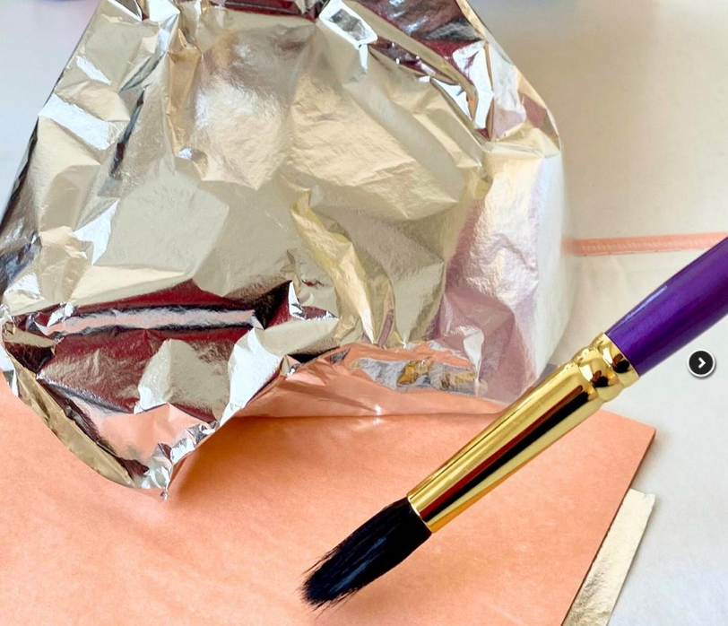 Picture of Mont Marte Imitation Silver Leaf 14x14cm | 25Sheets  14 x 14cm Instructions included