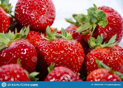 Picture of Global 30 Pcs Red Sweet Strawberry Seeds - 30 Pcs Seeds