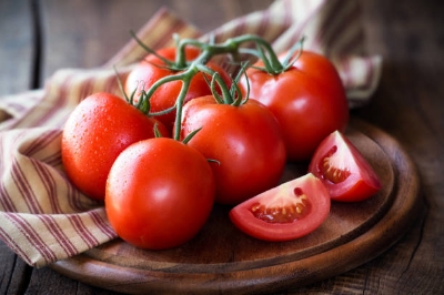Picture of All Season Red Tomato Seeds - 40 Pcs Seeds