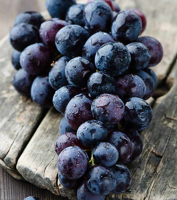 Picture of Black grapes all season Seeds - 20pcs