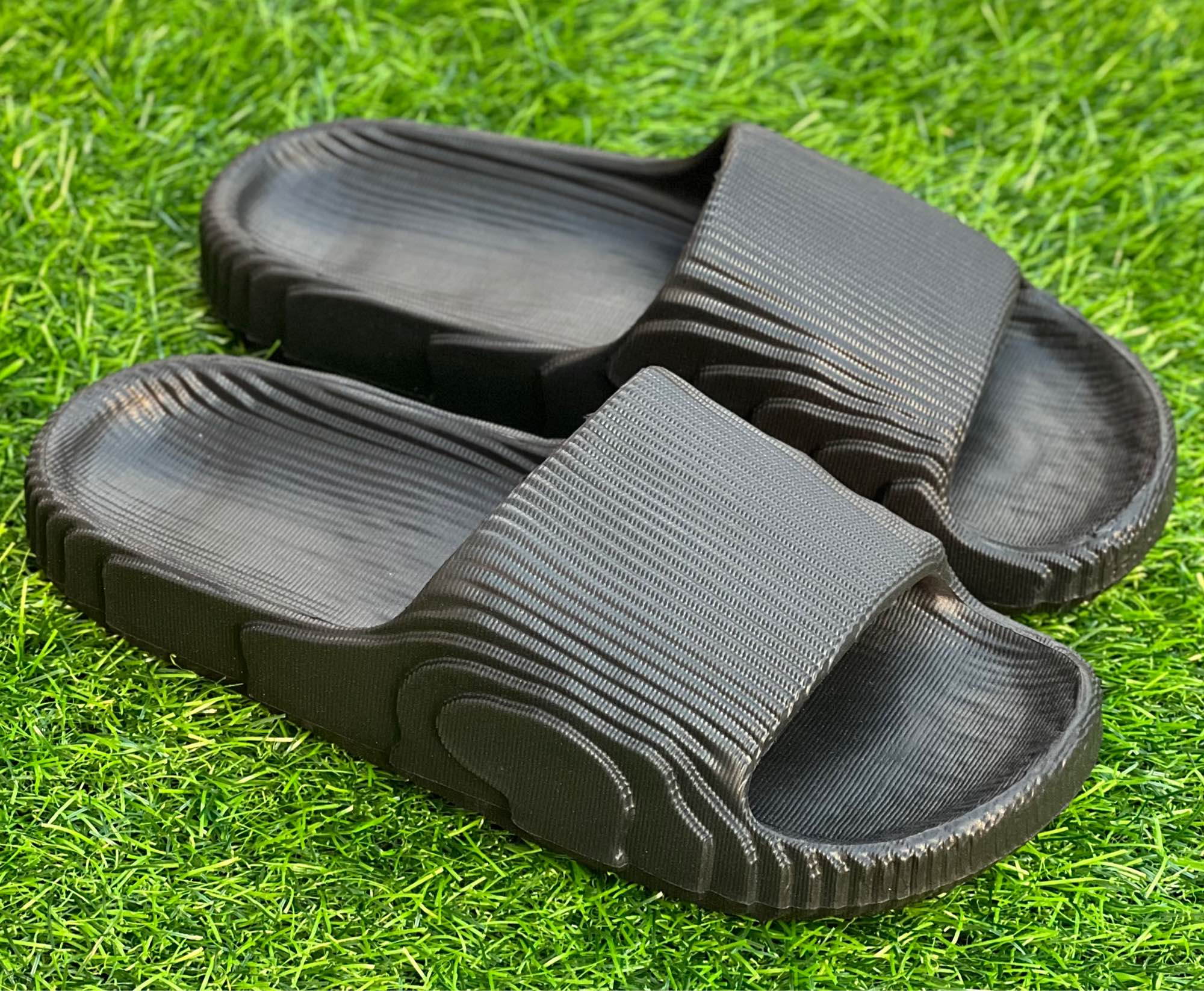 Picture of Indispensable -Quality And Durablity -New Fashionable Adilette Textured Slip-on Slide Slippers Sandals for Men- Innovative