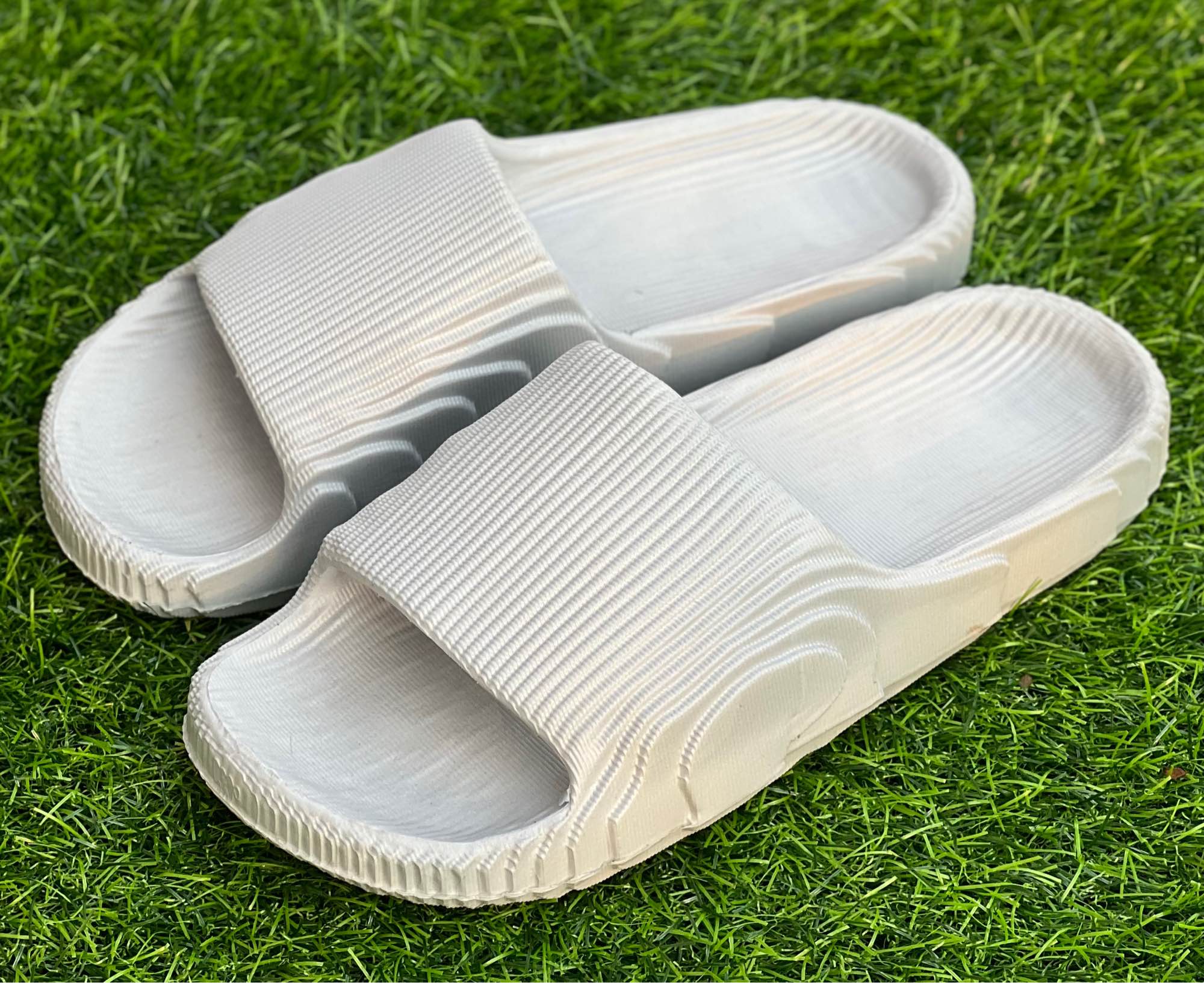 Picture of Indispensable -Quality And Durablity -New Fashionable Adilette Textured Slip-on Slide Slippers Sandals for Men- Innovative